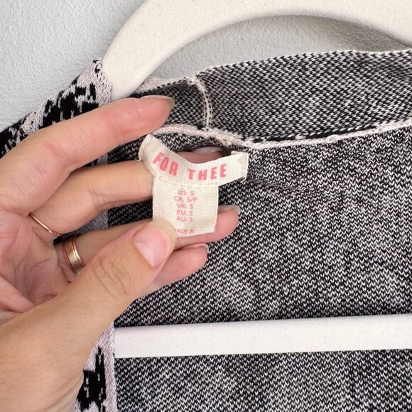 For Thee Long Snake Print Cardigan with Front Patch Pockets – Size S - Picture 8 of 8